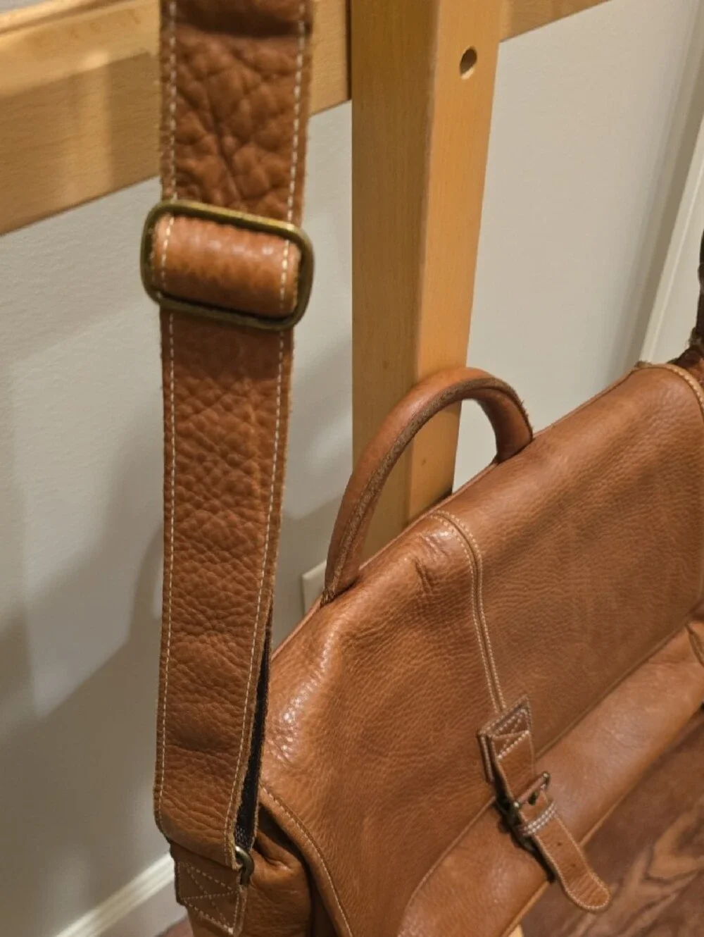 L.L. Bean Brown Pebble Leather Messenger Bag with Adjustable Strap - Picture 2 of 8